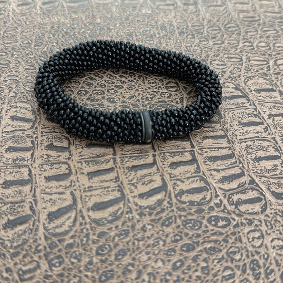 Black Beaded statement Bracelet - Picture 2 of 5